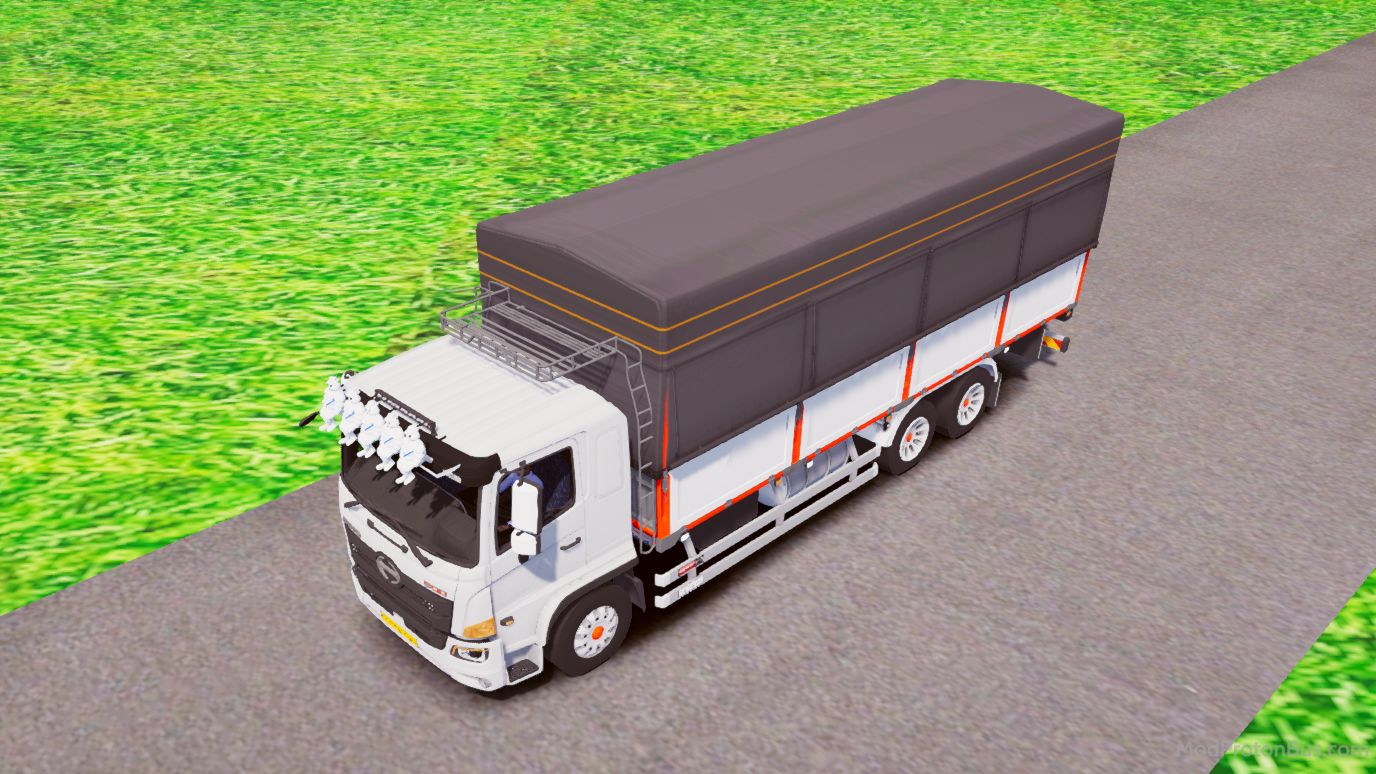 Foto dari Hino E4 Sirak 8